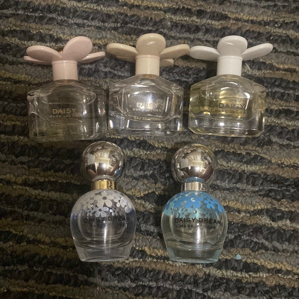 Daisy by Marc Jacobs sampler